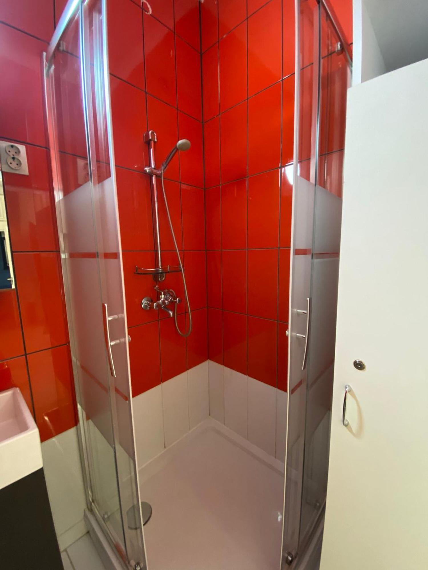 Yes, Yes! Lovely Good Amenities Center Appartamento
